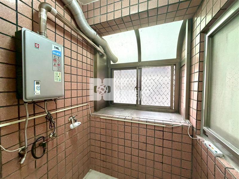 龍岡國小近中壢未來體育園區精美電梯三房房屋室內格局與周邊環境