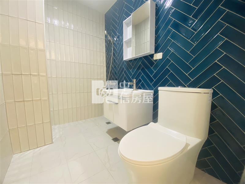 站前華廈精緻大套房房屋室內格局與周邊環境