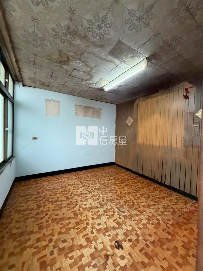 平鎮義民路可營業透天房屋室內格局與周邊環境