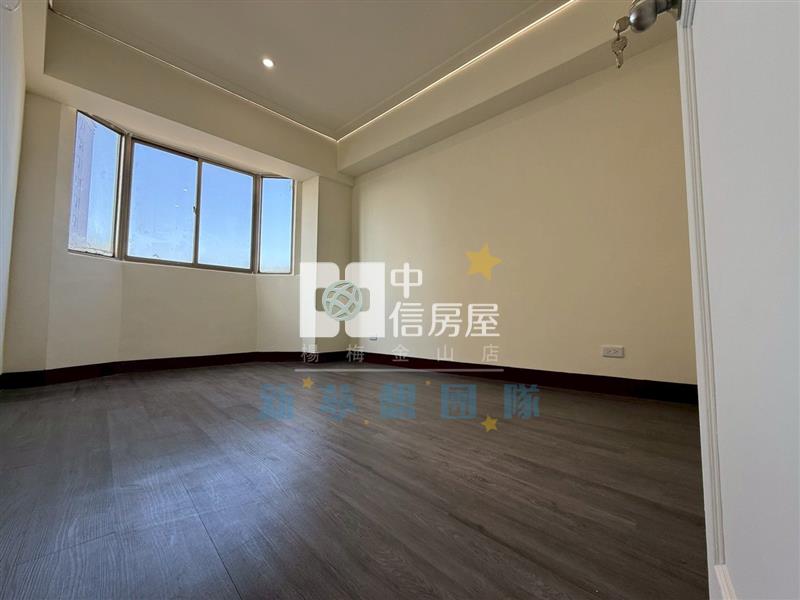 【新夢想】楊明國小5樓美2+1房+車位房屋室內格局與周邊環境