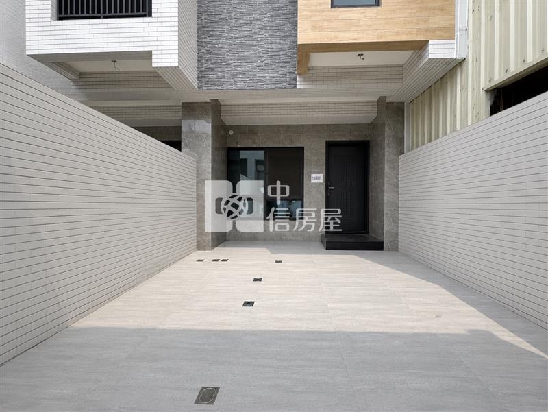 小東中華雙軸全新車墅房屋室內格局與周邊環境