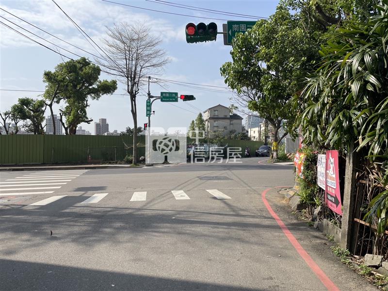 忠福段都計內雙面臨路方正農地房屋室內格局與周邊環境