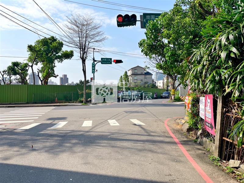 忠福段都計內雙面臨路方正農地房屋室內格局與周邊環境