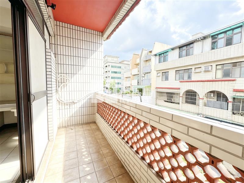 【神馬】中壢後站林森國小旁庭院7房透天房屋室內格局與周邊環境
