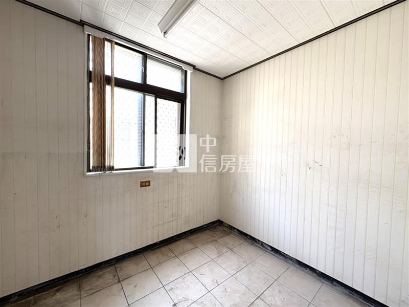 中壢林森國小面寬庭院別墅房屋室內格局與周邊環境
