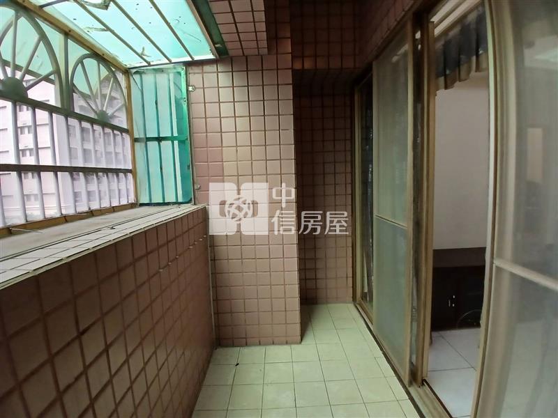 楊明國小低總價三房房屋室內格局與周邊環境