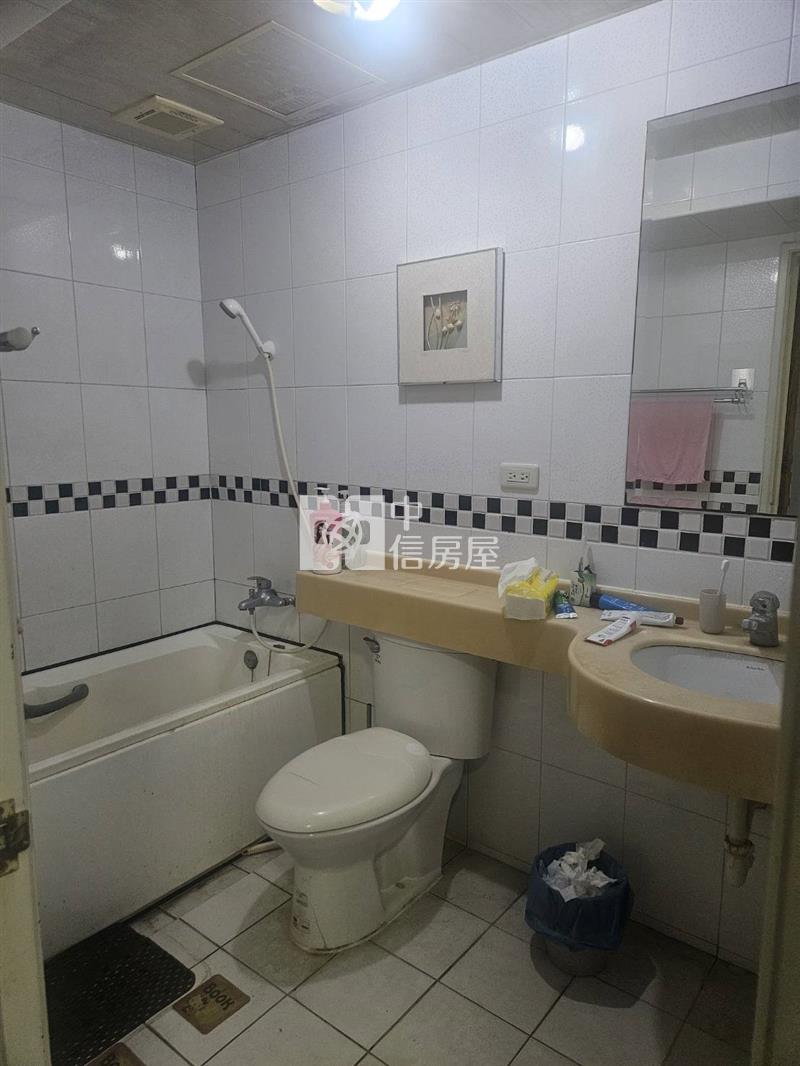 亞灣區戀戀英國美樓房屋室內格局與周邊環境