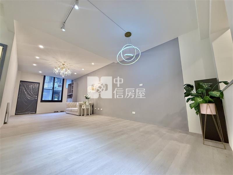 北太平新高雙語學區|全新整理北歐風孝親6房車庫別墅房屋室內格局與周邊環境