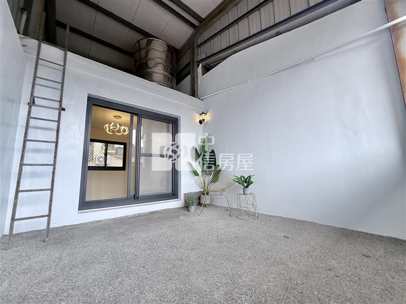 北太平新高雙語學區|全新整理北歐風孝親6房車庫別墅房屋室內格局與周邊環境