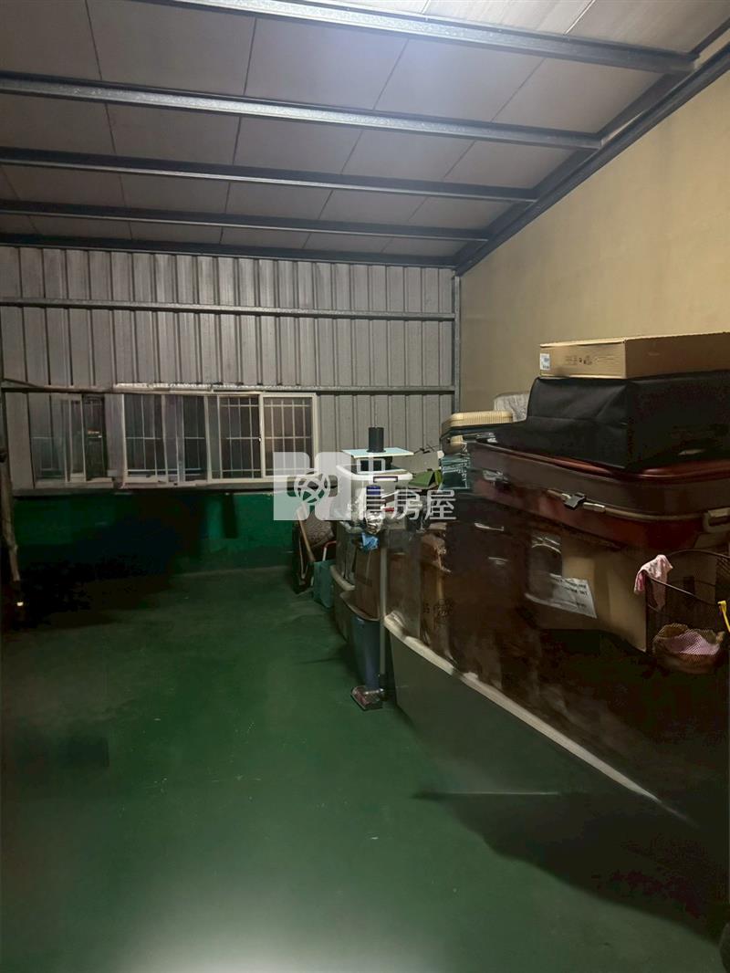 金陵路二段透天房屋室內格局與周邊環境