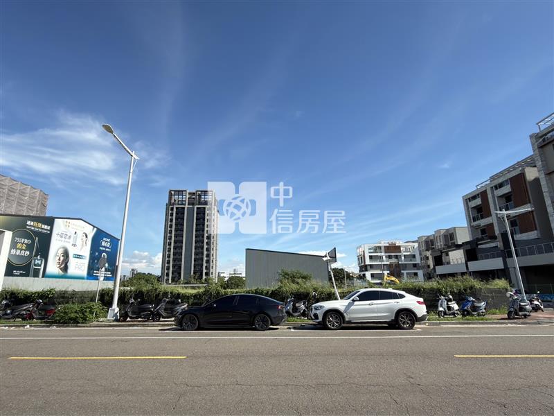 十四期角地/臨20米/台中巨蛋房屋室內格局與周邊環境