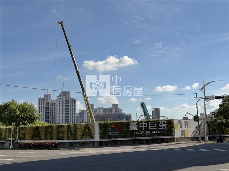 北屯/十四期/大面寬建地房屋室內格局與周邊環境