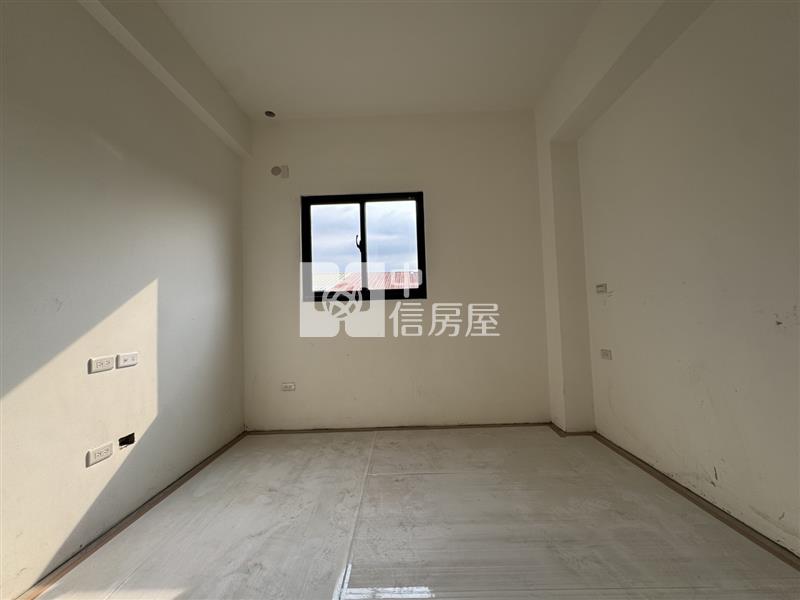 嘉義後庄獨棟全新電梯別墅房屋室內格局與周邊環境