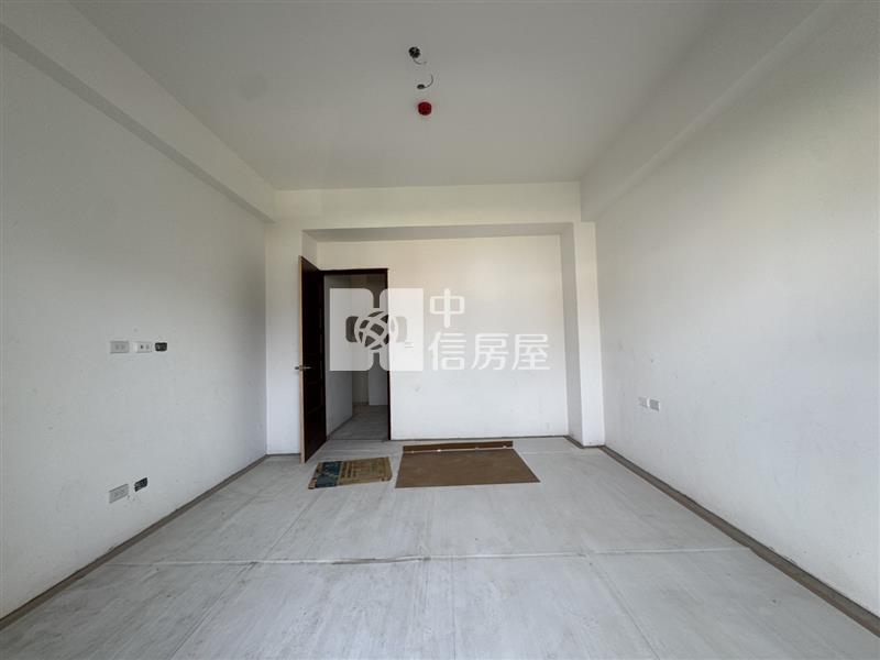嘉義後庄獨棟全新電梯別墅房屋室內格局與周邊環境