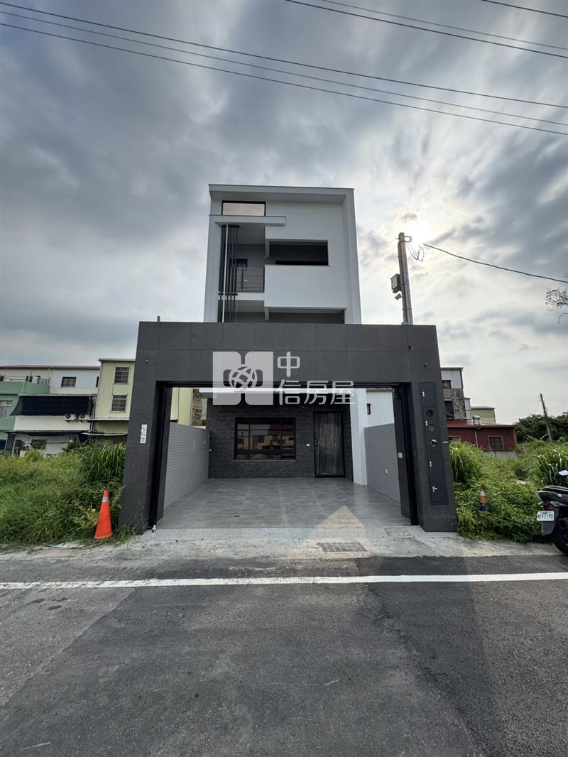 嘉義後庄獨棟全新電梯別墅房屋室內格局與周邊環境
