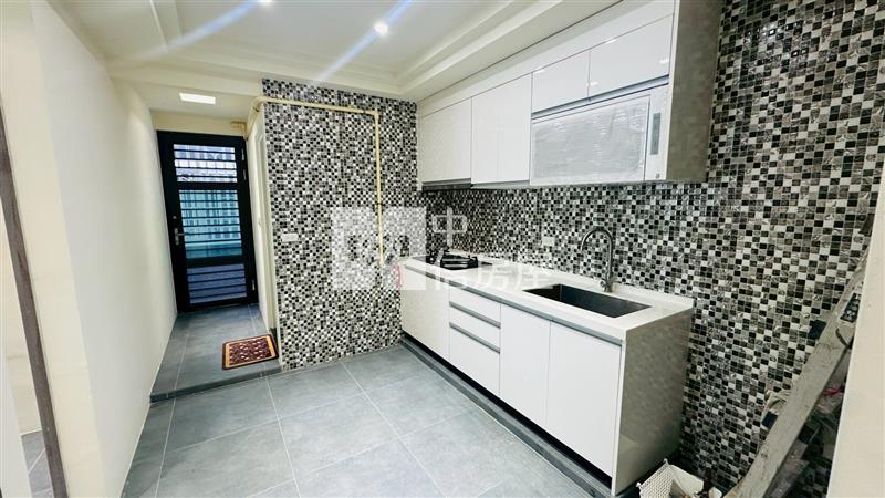 ▲大華一路明路美三樓房屋室內格局與周邊環境