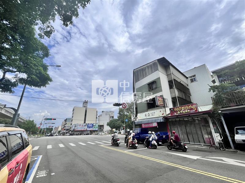 興進園道23米大面寬角間透店房屋室內格局與周邊環境