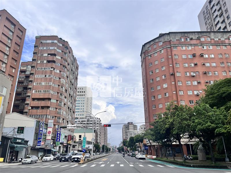 興進園道23米大面寬角間透店房屋室內格局與周邊環境