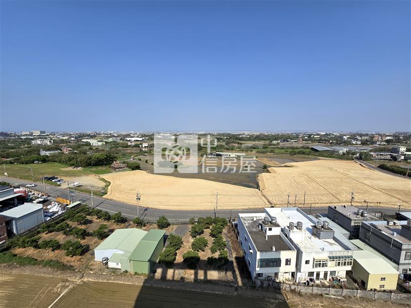 大園溪海綠意大二房充電友善車位房屋室內格局與周邊環境