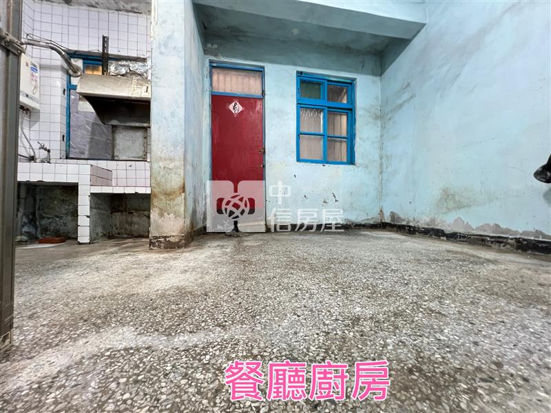 山子頂南豐路面寬透天房屋室內格局與周邊環境