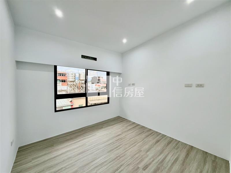 鑫聖中信-平鎮山仔頂全新整理美透天房屋室內格局與周邊環境