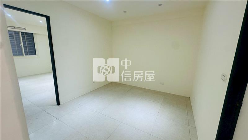 ▲華研閣三房車位房屋室內格局與周邊環境