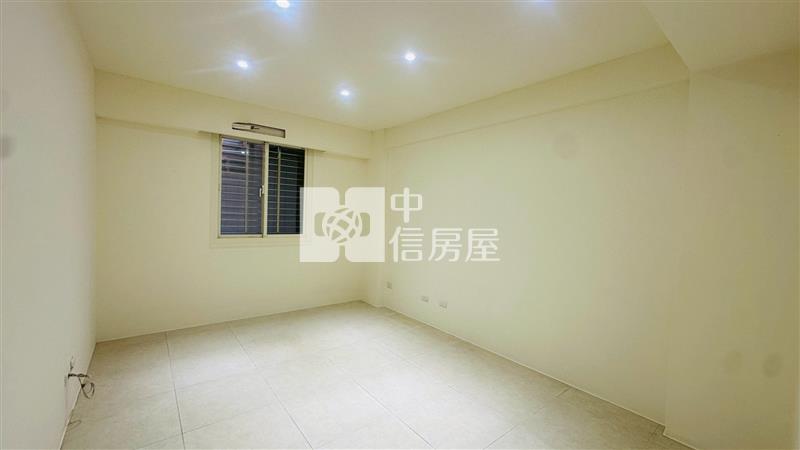 ▲華研閣三房車位房屋室內格局與周邊環境