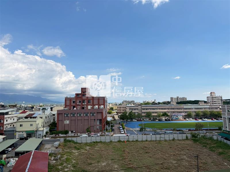 鎮南國小旁亮麗三房房屋室內格局與周邊環境