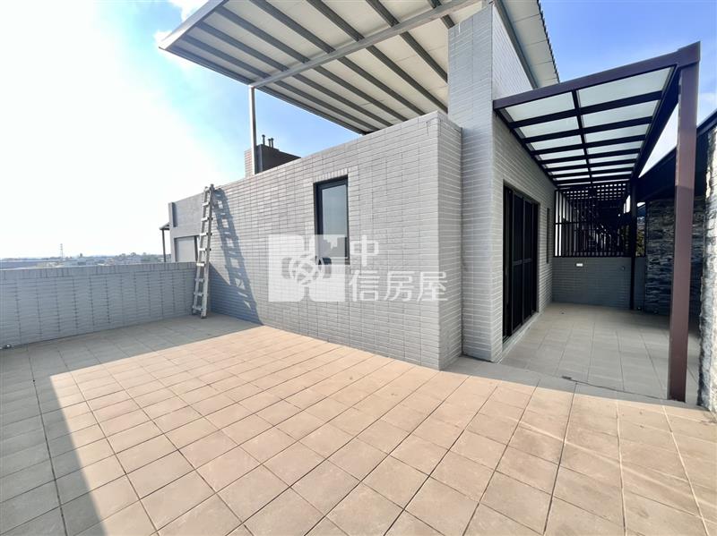 弘文中學角間大面寬電梯透店房屋室內格局與周邊環境