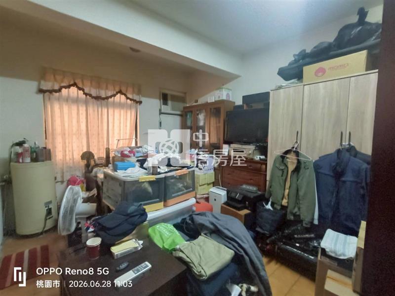 中壢體育園區旁活巷透天房屋室內格局與周邊環境
