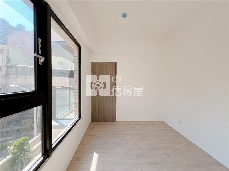 專任│南崁台茂德億泱泱全新三房房屋室內格局與周邊環境