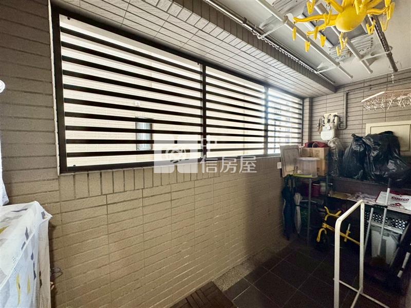 晴光花園高樓層三改二平車房屋室內格局與周邊環境