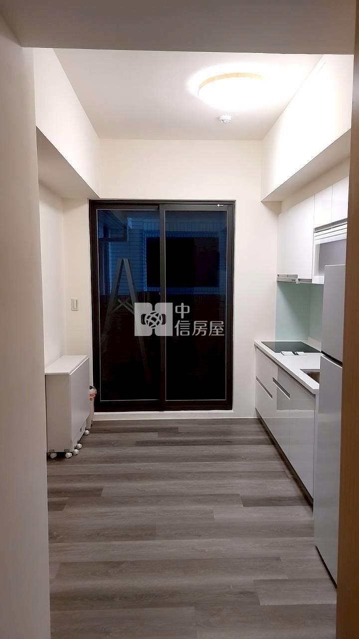 嘉義太保國際城高樓景觀三房平車房屋室內格局與周邊環境