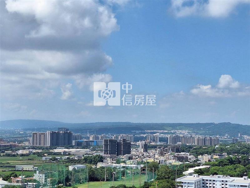 南屯富宇世界花園2房2衛平車房屋室內格局與周邊環境