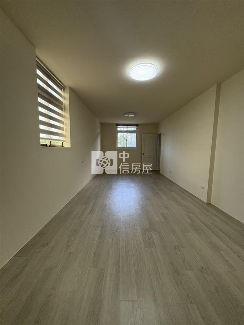 忠愛莊崙坪邊間面寬透天房屋室內格局與周邊環境