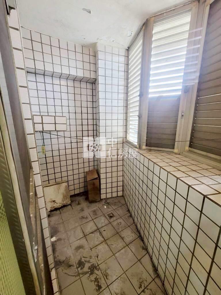 內壢華勛國小電梯大三房車房屋室內格局與周邊環境