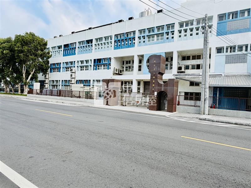 東大南寮國小旁五房透天房屋室內格局與周邊環境