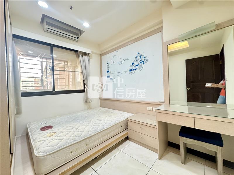 【奔馳】臻愛歐洲2房前後陽台戶房屋室內格局與周邊環境