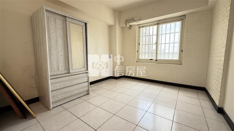近忠貞市場溫馨電梯三房車房屋室內格局與周邊環境