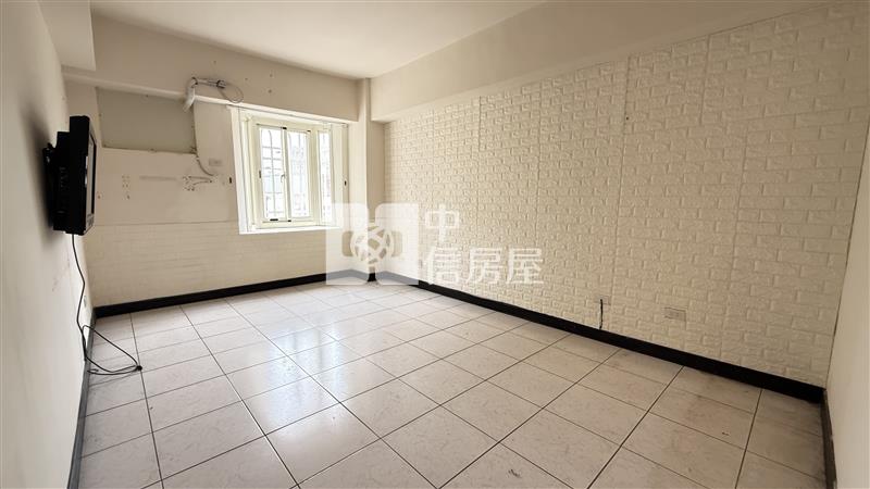 近忠貞市場溫馨電梯三房車房屋室內格局與周邊環境