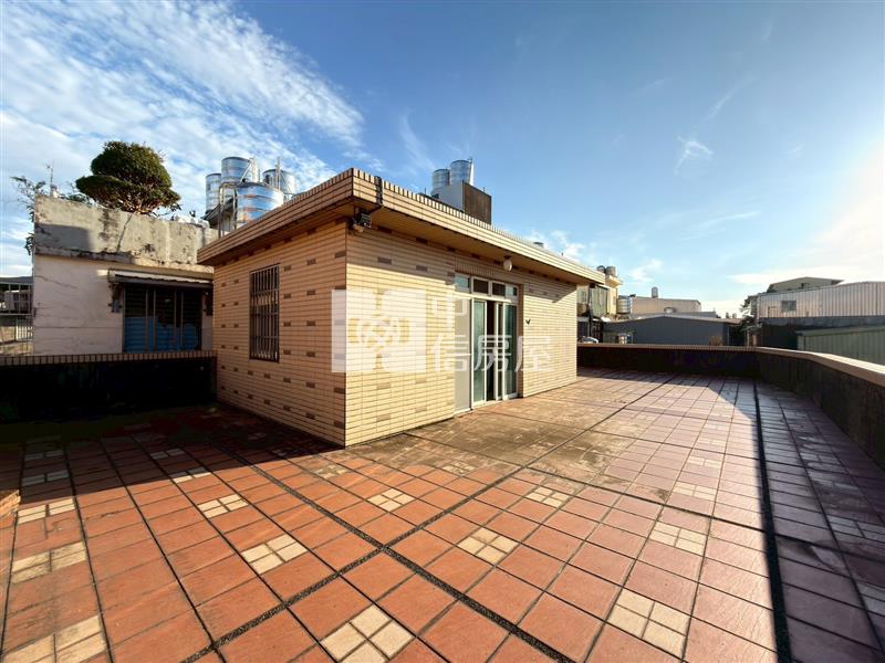 八德介壽路大地坪邊間美透天(可停3車)房屋室內格局與周邊環境