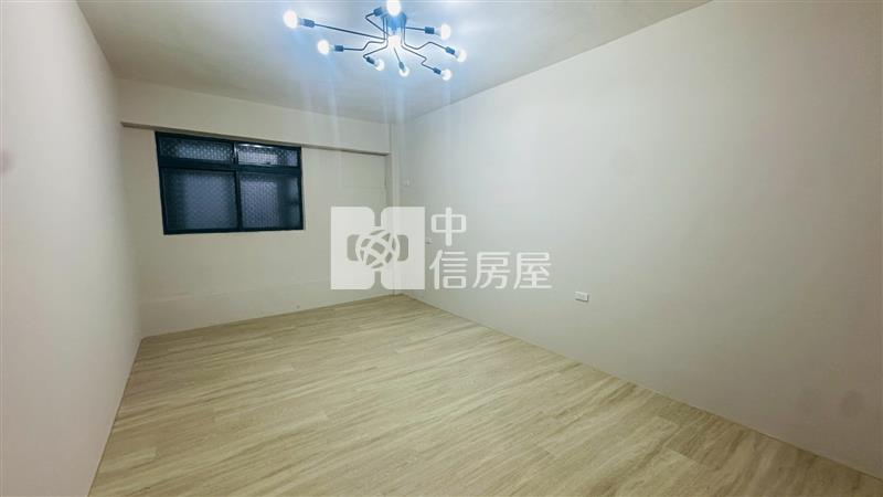 ▲中正路大空間美二樓房屋室內格局與周邊環境