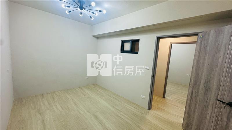 ▲中正路大空間美二樓房屋室內格局與周邊環境