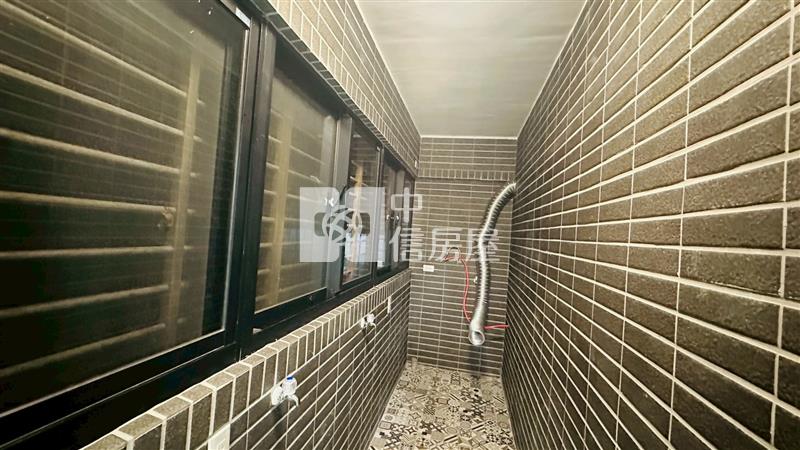 ▲中正路大空間美二樓房屋室內格局與周邊環境