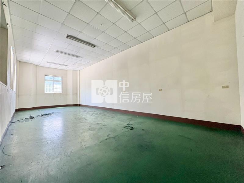 面校園地理中心金透店房屋室內格局與周邊環境