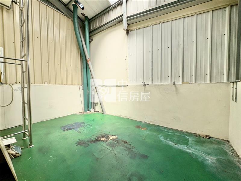 面校園地理中心金透店房屋室內格局與周邊環境