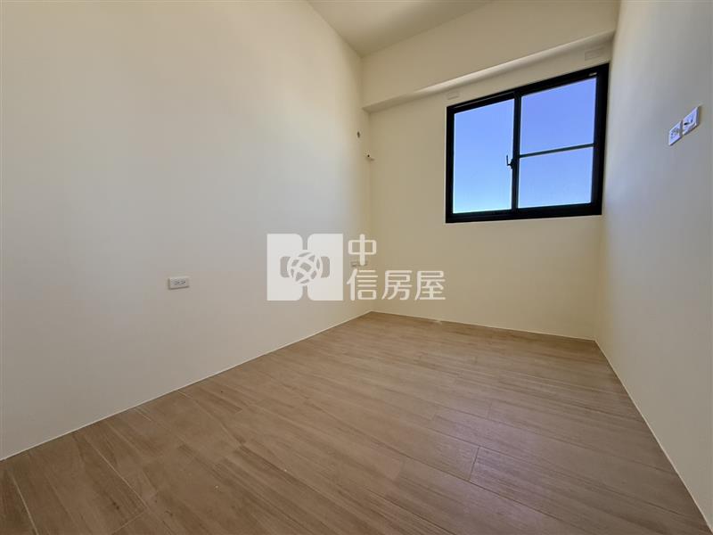 市區國風雲鼎全新二房華廈房屋室內格局與周邊環境