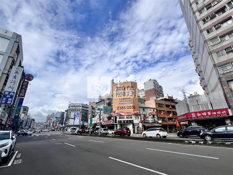 正北屯路買地送角間金透店房屋室內格局與周邊環境