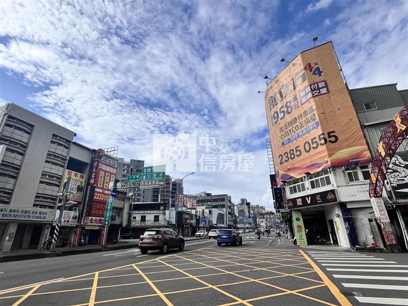 正北屯路買地送角間金透店房屋室內格局與周邊環境