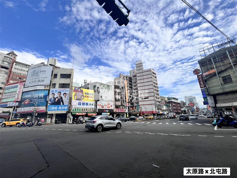 正北屯路買地送角間金透店房屋室內格局與周邊環境